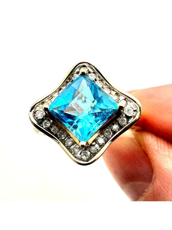 None Jewelry - Womens Ring 10K Gold Blue Topaz Diamond 4.2 Grams Size 7.25 Estate Jewelry